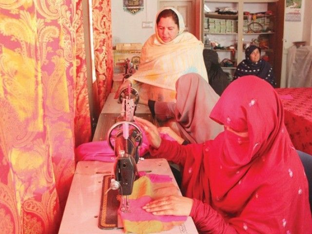 PHOTO: FAZAL KHALIQ/EXPRESS