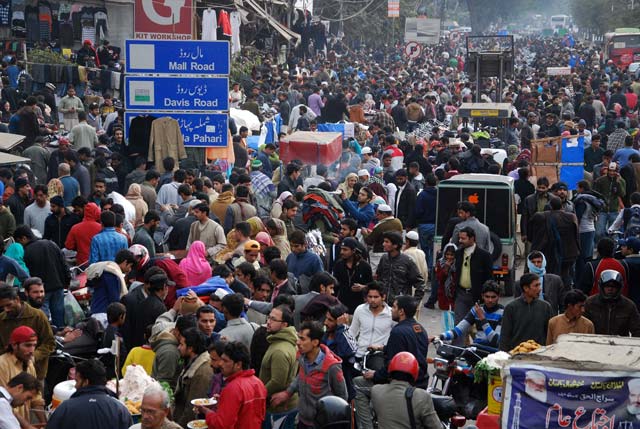 Pakistan's current population stands a 188 million, whereas in July 2015, world population reached 7.3 billion. PHOTO: RIAZ AHMED/EXPRESS
