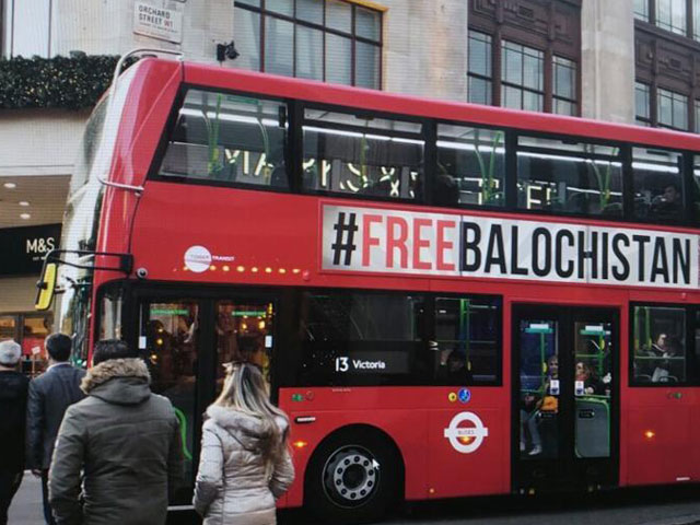 More than 100 buses criss-crossing London displaying anti-Pakistan slogans. PHOTO COURTESY: HINDUSTAN TIMES