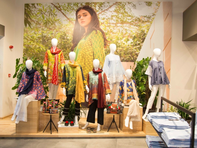 khadi pakistani boutique