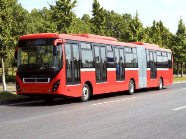 The CEO of the project’s special purpose vehicle, TransPeshawar, was removed when he refused to accelerate the procurement of hybrid diesel buses for politically motivated reasons.
PHOTO: EXPRESS