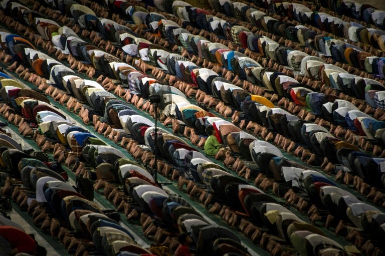 The order, which may be a first for Indonesia, is aimed at helping bureaucrats better relate to residents' concerns while the early wake-up call could also boost productivity. PHOTO AFP