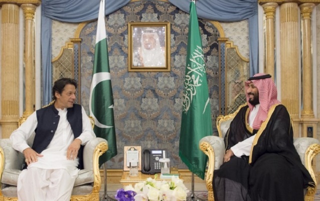 Prime Minister Imran Khan with Saudi Crown Prince Mohammed bin Salman in Jeddah in September 2018. PHOTO: AFP