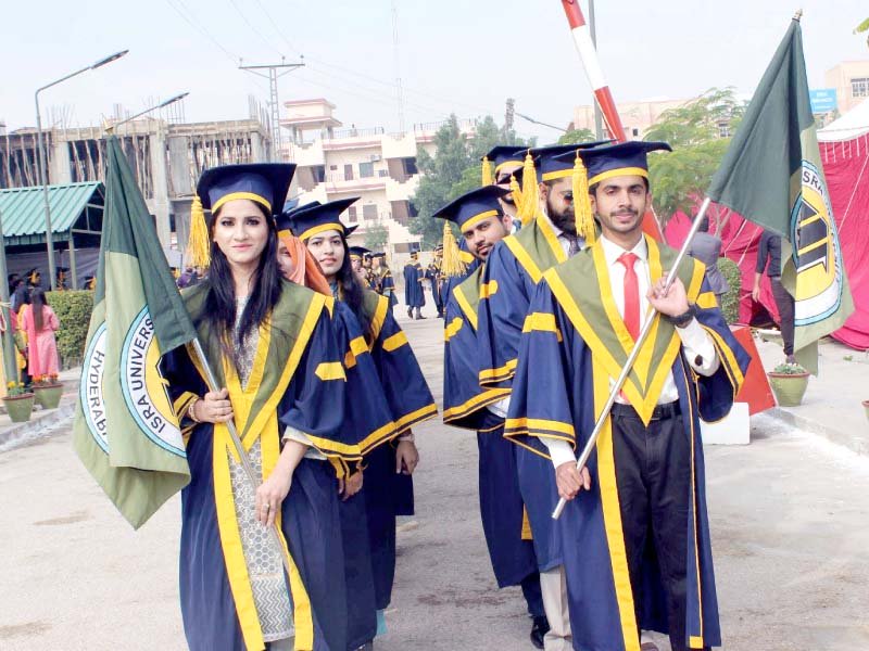 Top graduates were awarded gold, silver and bronze medals to honour their achievements. PHOTO: PPI