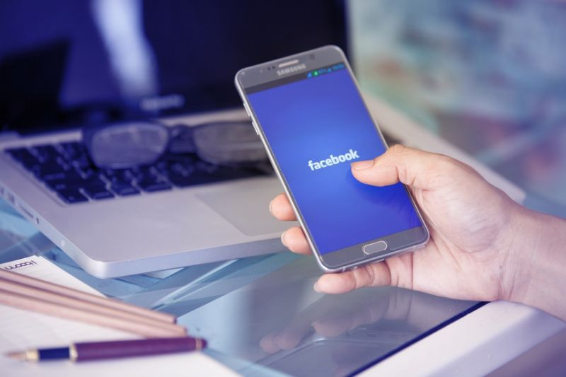 The program paid users ages 13 to 35 up to $20 a month for access to their devices to track their activity. PHOTO: AFP