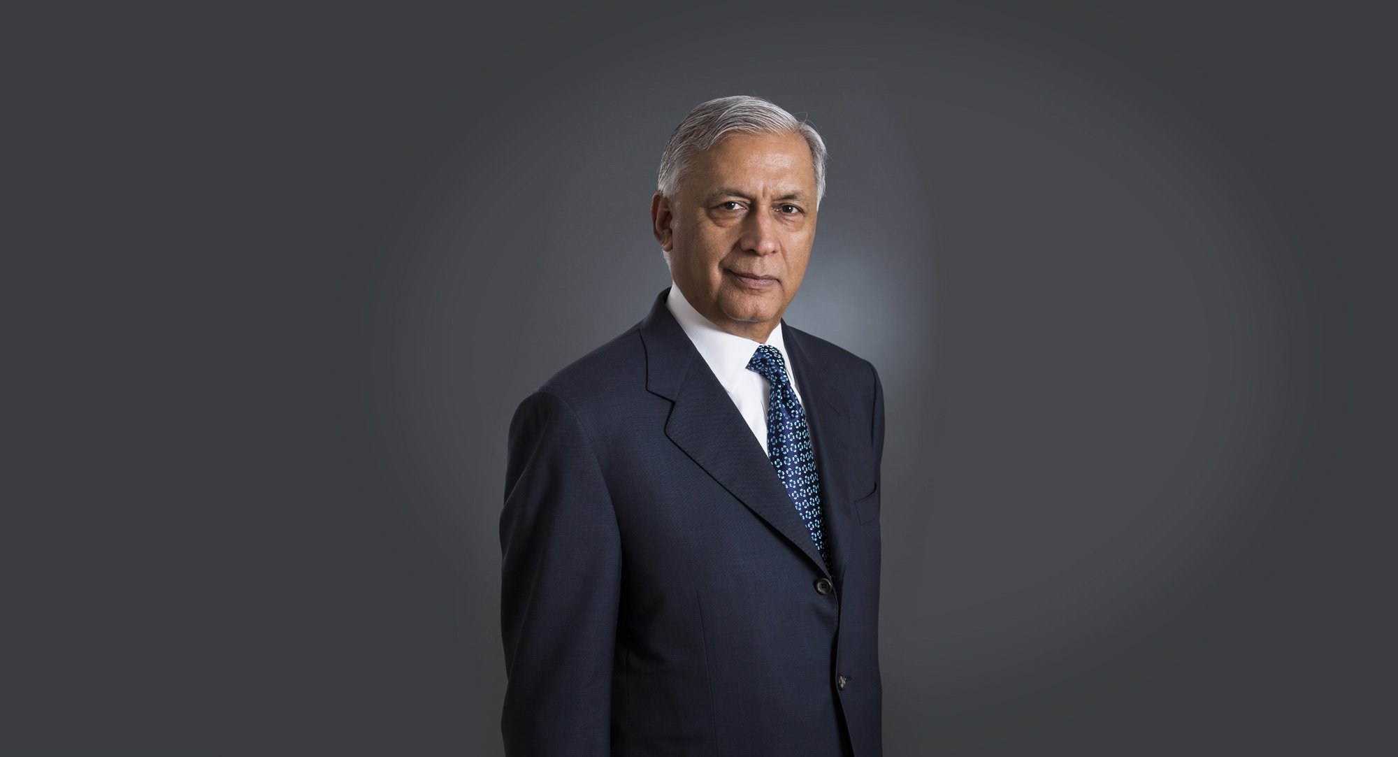 PHOTO: Shaukataziz.com