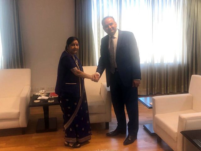 PTI’s Ramesh Kumar Vankwani meets Indian External Affairs Minister Sushma Swaraj. PHOTO: EXPRESS