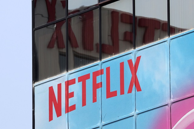 The Netflix logo is seen on their office in Hollywood, Los Angeles, California, US July 16, 2018.
PHOTO: REUTERS