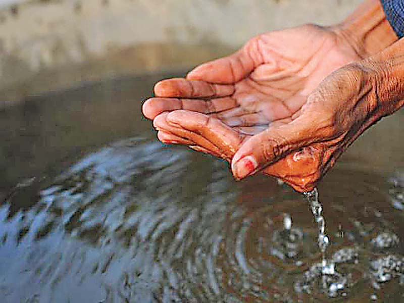 The water board has demolished 194 illegally operated hydrants and 300 illegal pipelines across Karachi. (PHOTO: AFP)