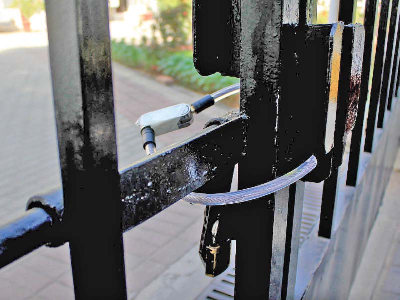 The main entrance of PMDC wired locked after council was dissolved. PHOTO: NNI