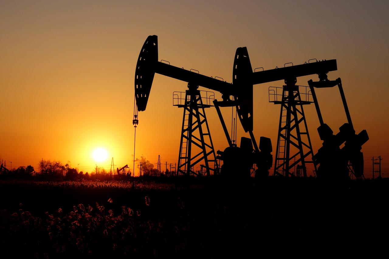 Fall comes after oil market posted gains for three consecutive sessions. PHOTO: REUTERS