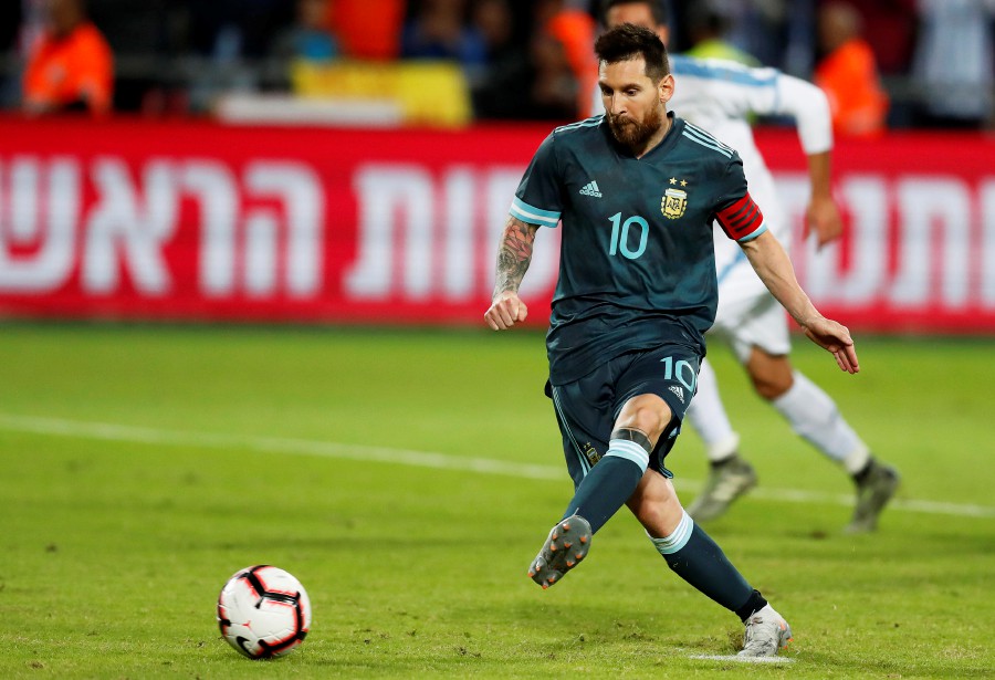 The crowd cheered the Barca star throughout and it was the forward who helped his side draw level in the 63rd minute. PHOTO: AFP