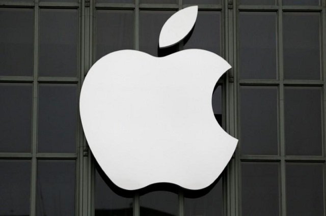 The Apple Inc. logo is shown outside the company's Worldwide Developers Conference in San Francisco, California, US, June 13, 2016.
PHOTO: REUTERS