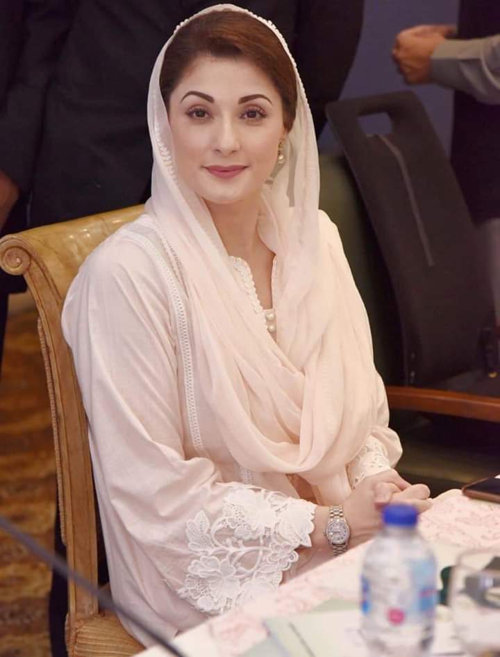 Most Beautiful Female Politicians In The World