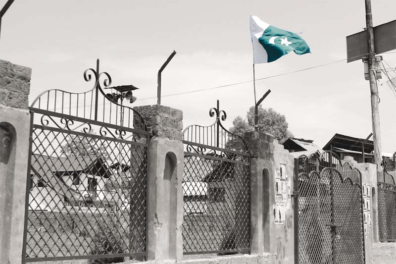 In Old Barzulla Srinagar, which is considered a hotbed of pro-freedom activities and Geelani’s supporters, two Pakistan flags always remain hoisted in a public park. PHOTO: HAZIQ QADRI